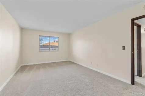 921 Walden Street Aurora CO 80017