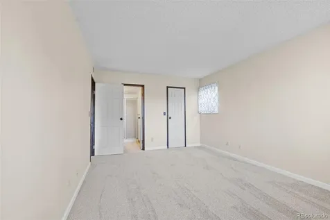 921 Walden Street Aurora CO 80017