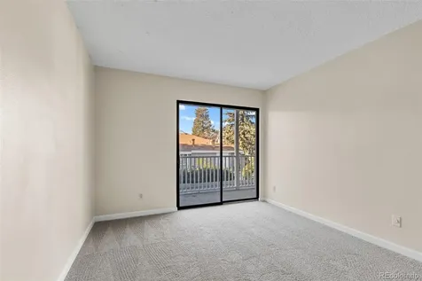921 Walden Street Aurora CO 80017