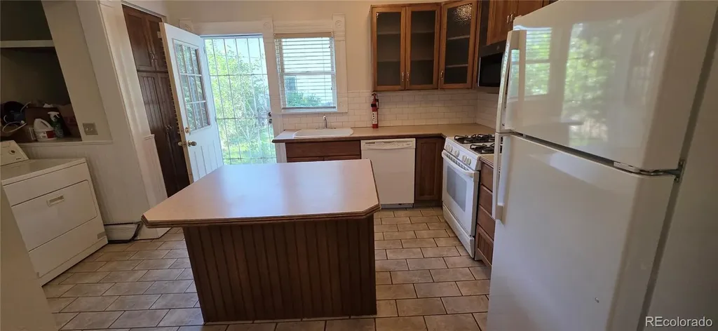 1017 E 20th Avenue Denver CO 80205