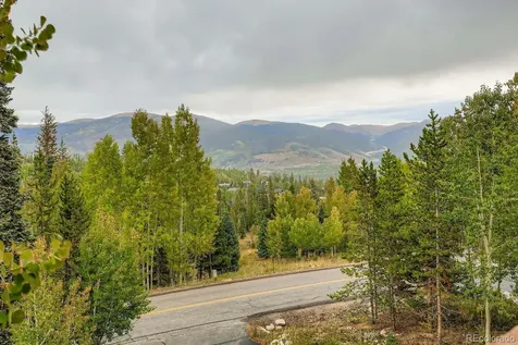 323 Twenty Grand Drive Silverthorne CO 80498