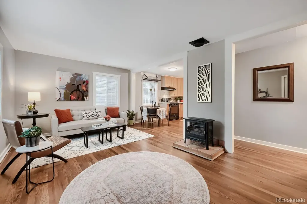417 Vivian Street Longmont CO 80501