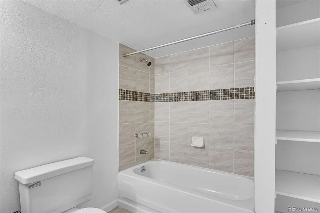 6712 S Holland Way Littleton CO 80128