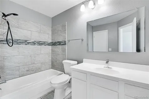 6712 S Holland Way Littleton CO 80128