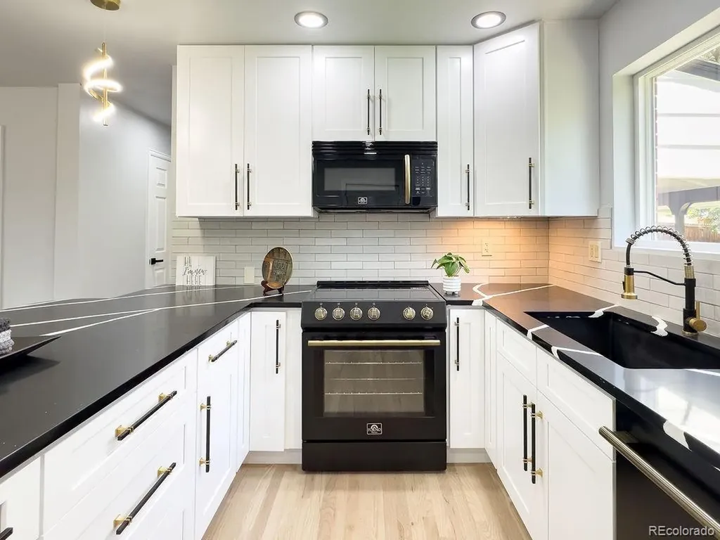 7336 S Elati Street Littleton CO 80120