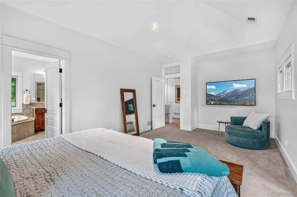 1635 Holly Street Denver CO 80220