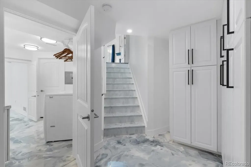 9421 Crestmore Way Highlands Ranch CO 80126