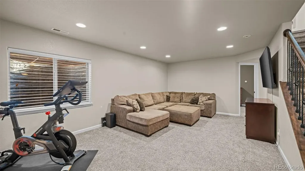 8087 Mockorange Heights Colorado Springs CO 80908