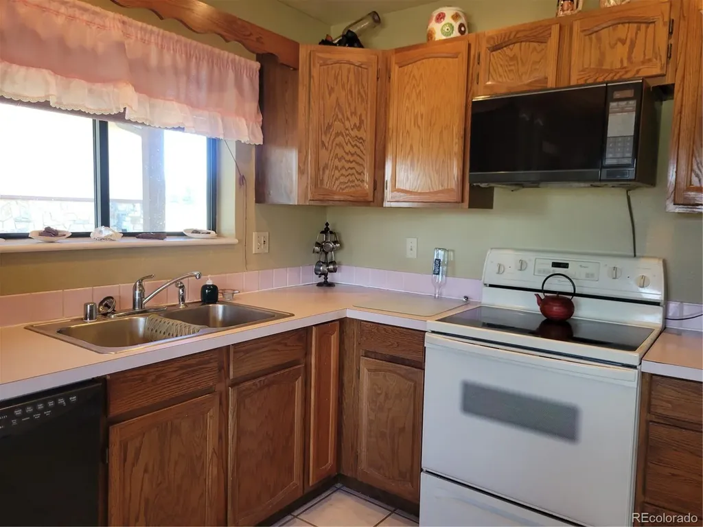914 Grand County Road 64 Grand Lake CO 80447
