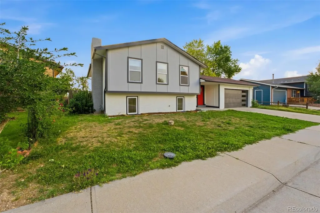 8479 W 75th Way Arvada CO 80005