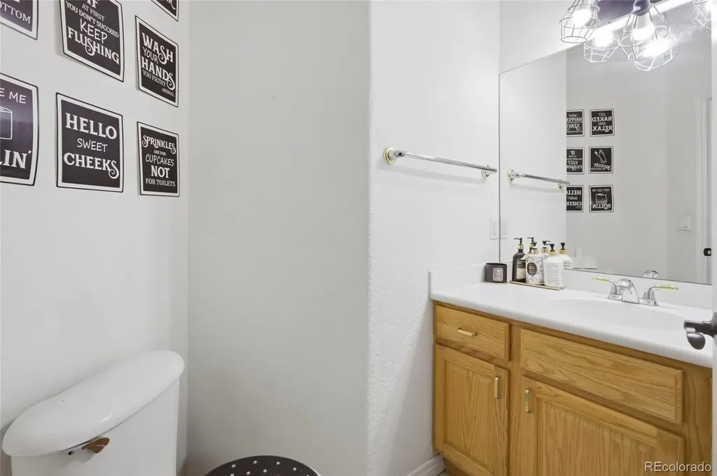 5901 W Lehigh Avenue Denver CO 80235
