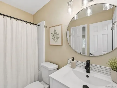 482 S Kalispell Way Aurora CO 80017