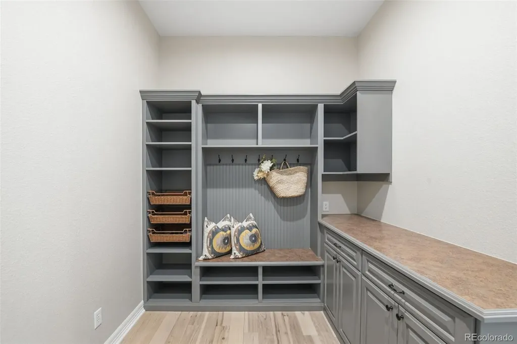 26746 E Peakview Drive Aurora CO 80016