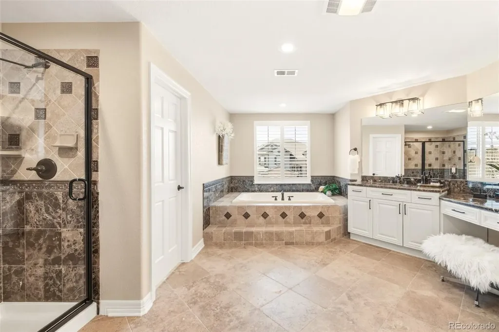 26746 E Peakview Drive Aurora CO 80016