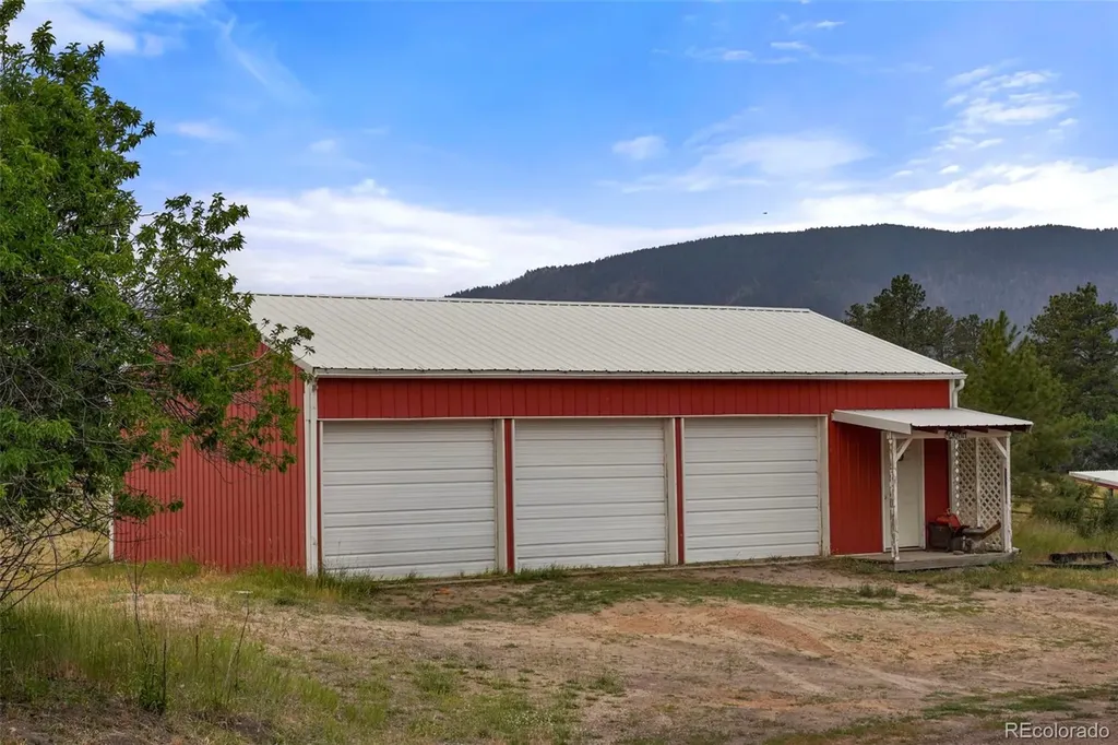 9610 S Perry Park Road Larkspur CO 80118