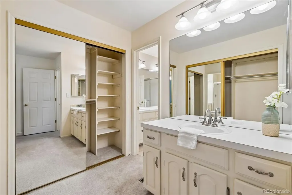 7020 E Briarwood Circle Centennial CO 80112