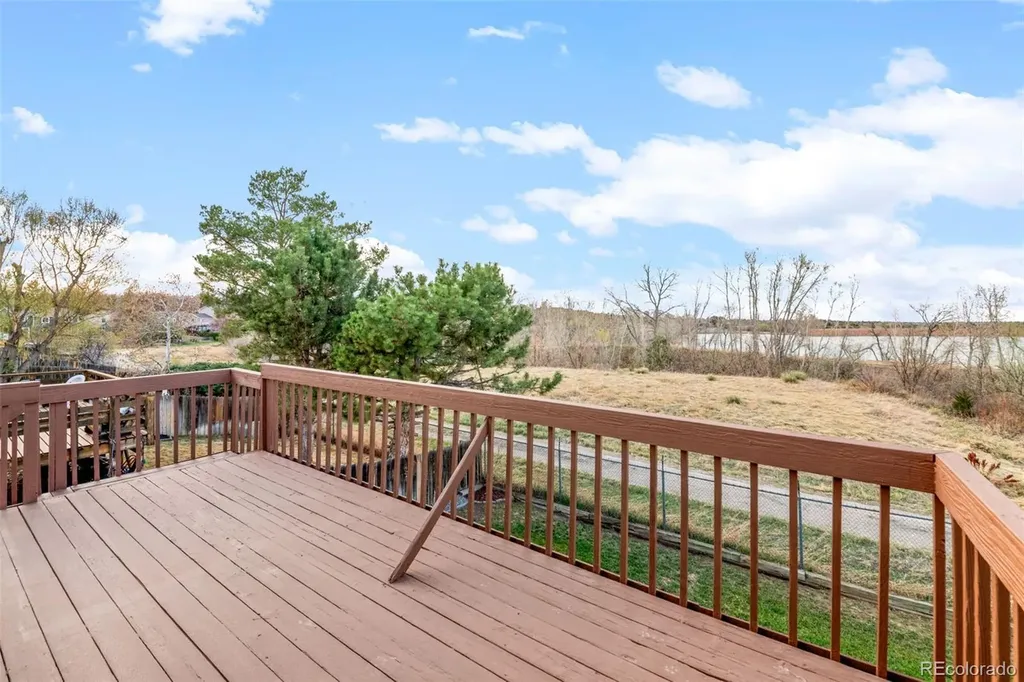 17551 E Temple Drive Aurora CO 80015