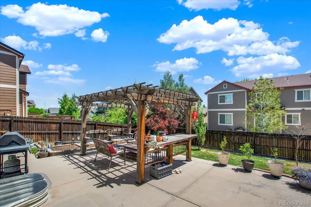 9934 Norfolk Street Commerce City CO 80022