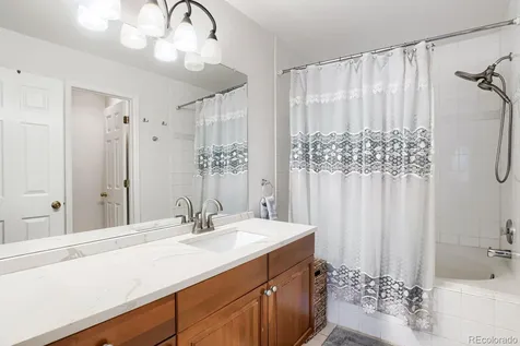 4590 S Auckland Court Aurora CO 80015