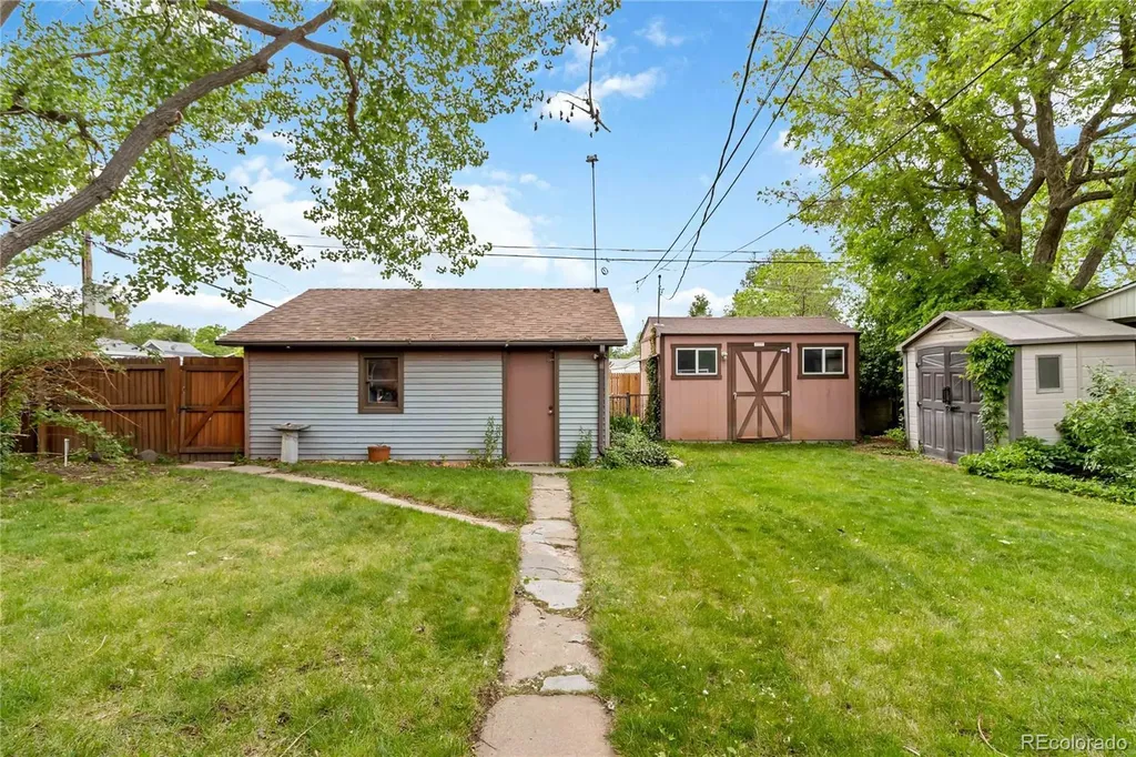 3995 S Pennsylvania Street Englewood CO 80113