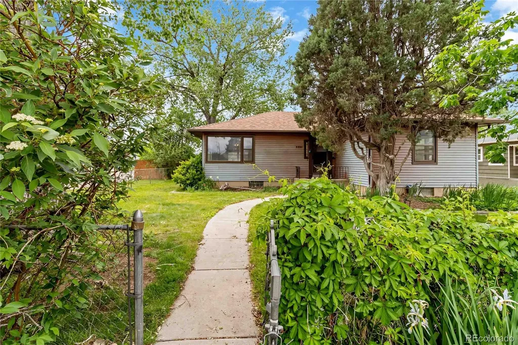 3995 S Pennsylvania Street Englewood CO 80113