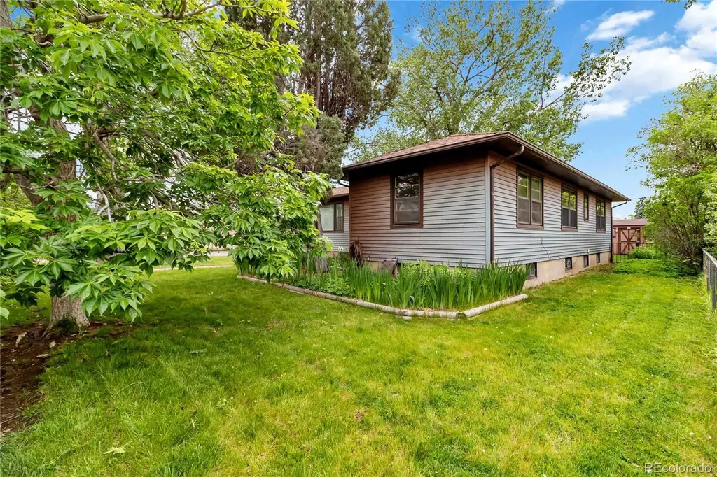 3995 S Pennsylvania Street Englewood CO 80113