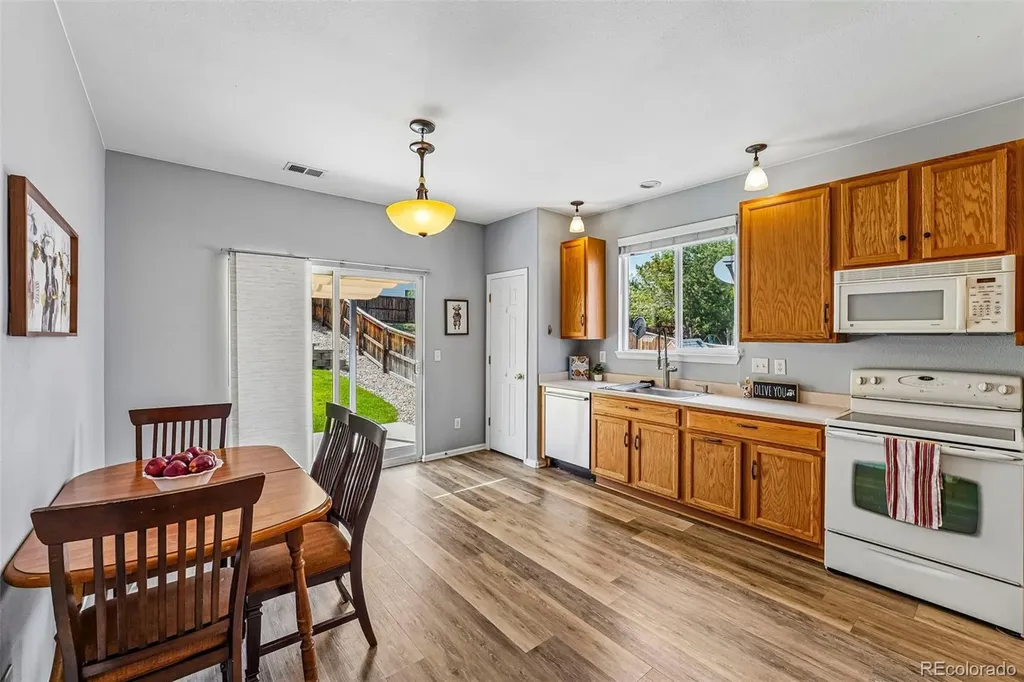 10566 Tracewood Circle Littleton CO 80130