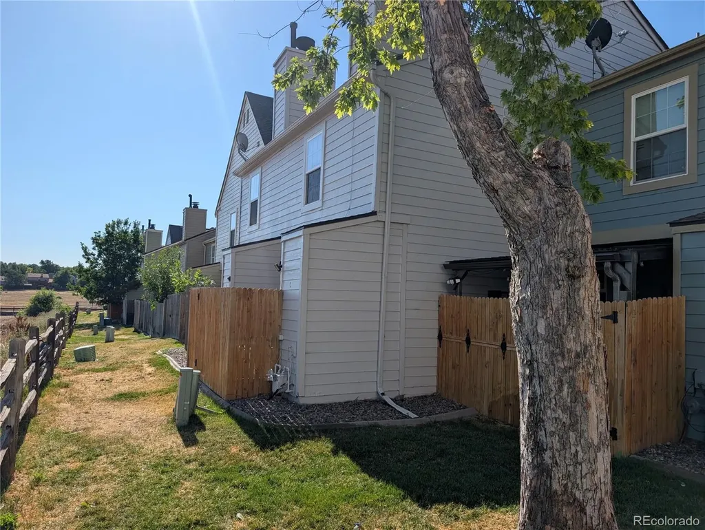 1632 S Idalia Circle Aurora CO 80017
