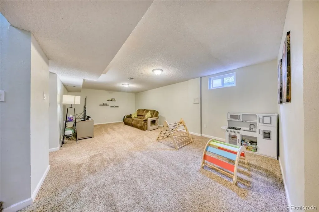 10975 W 68th Avenue Arvada CO 80004