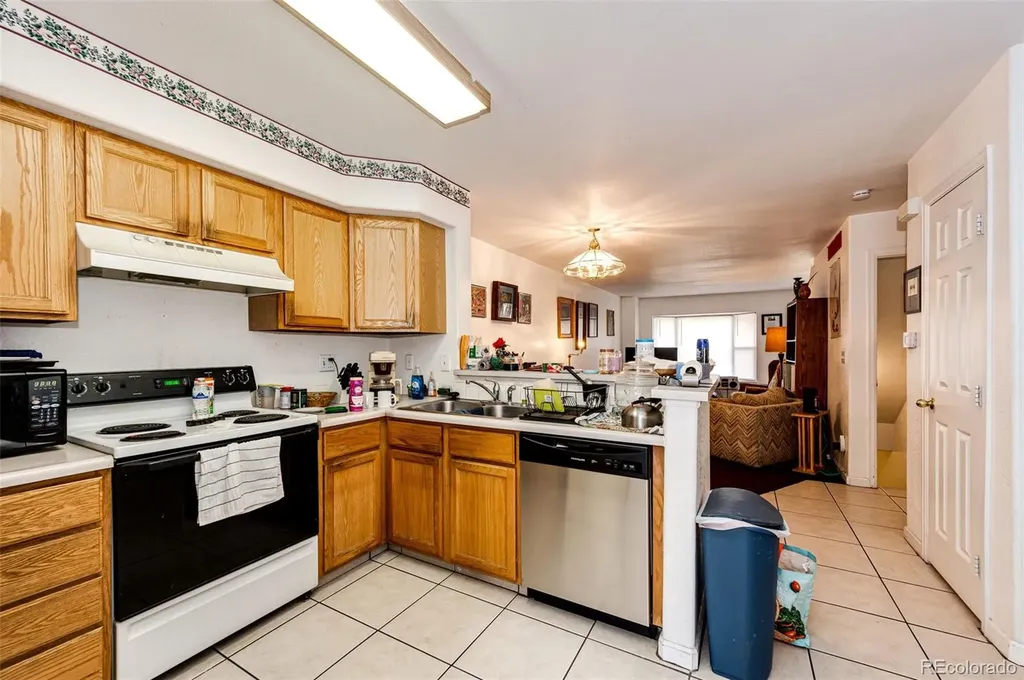 3300 W Florida Avenue Denver CO 80219