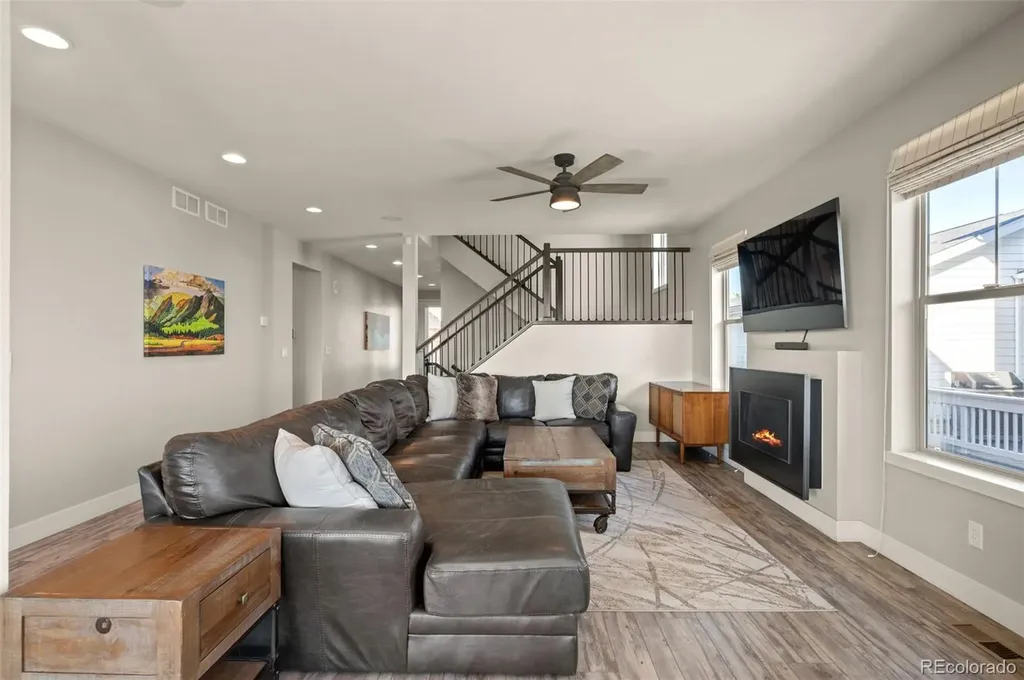 6985 S Buchanan Court Aurora CO 80016
