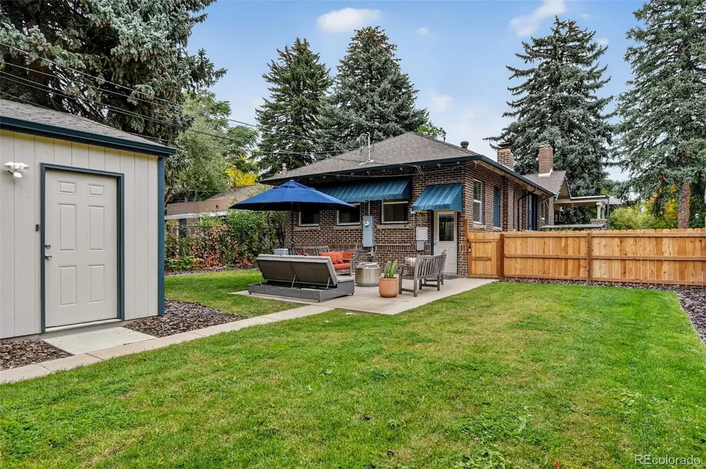 2065 Holly Street Denver CO 80207