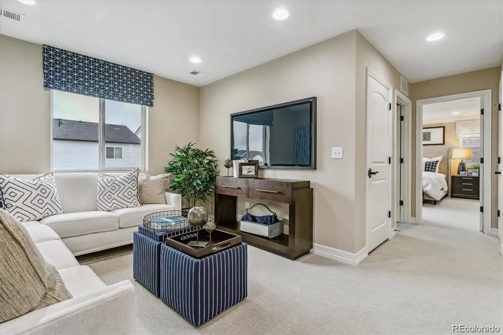 348 Vista Cliff Circle Castle Rock CO 80104