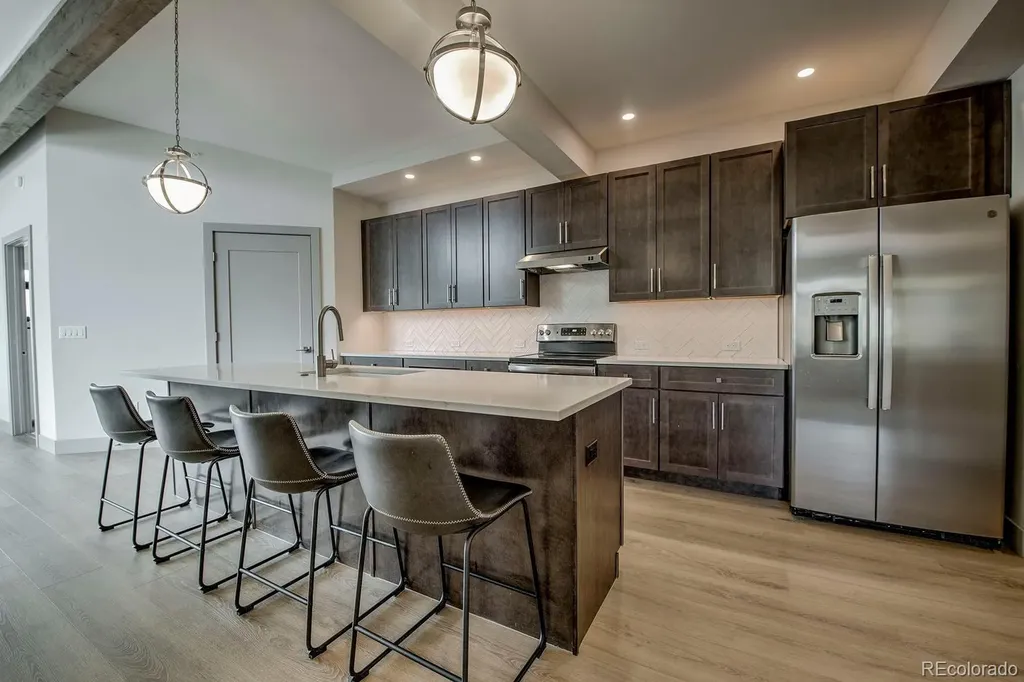 37 W 4th Street Silverthorne CO 80498