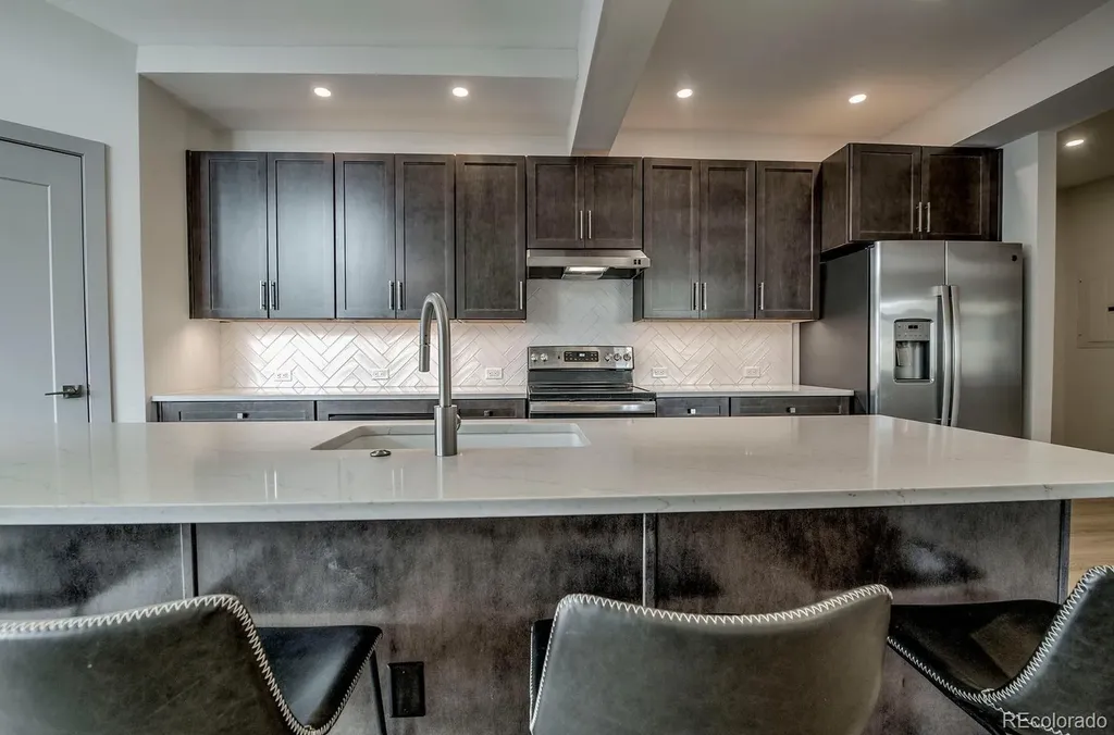 37 W 4th Street Silverthorne CO 80498