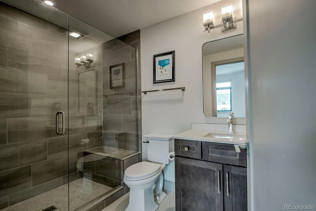 37 W 4th Street Silverthorne CO 80498
