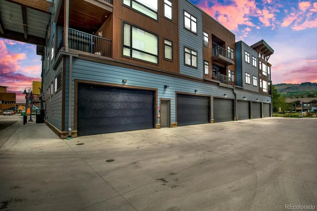 37 W 4th Street Silverthorne CO 80498