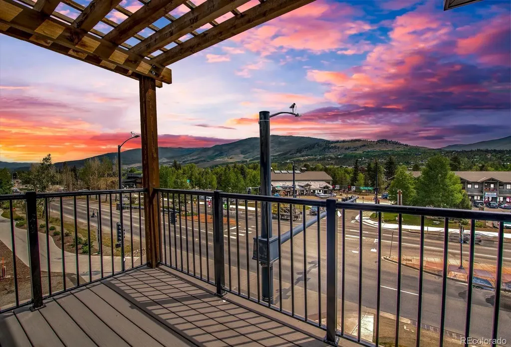 37 W 4th Street Silverthorne CO 80498