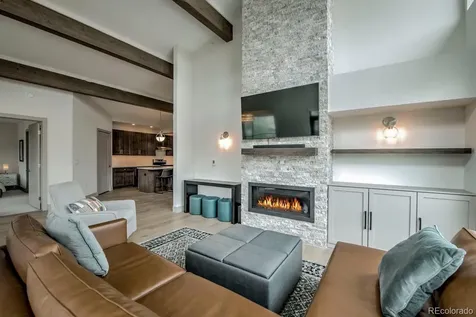 37 W 4th Street Silverthorne CO 80498