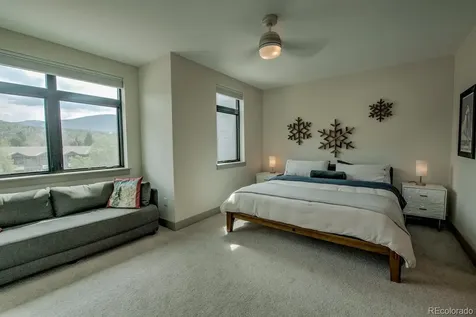 37 W 4th Street Silverthorne CO 80498