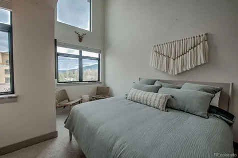 37 W 4th Street Silverthorne CO 80498