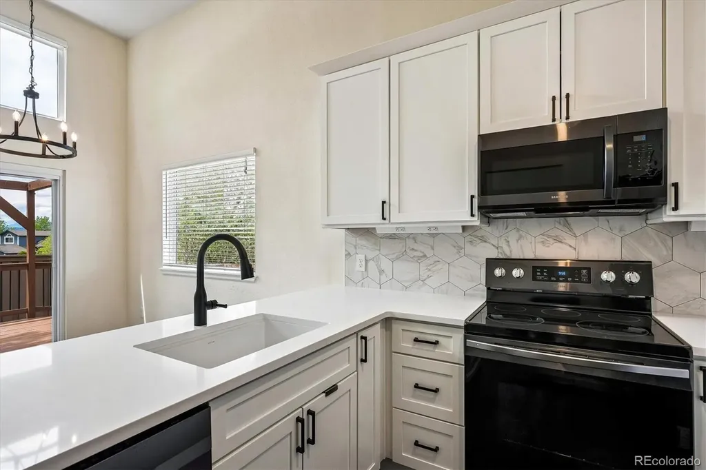 525 Lindenwood Court Highlands Ranch CO 80126