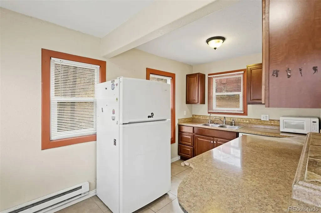 811 Shoshone Place Manitou Springs CO 80829