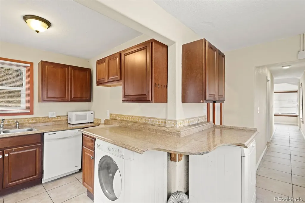 811 Shoshone Place Manitou Springs CO 80829