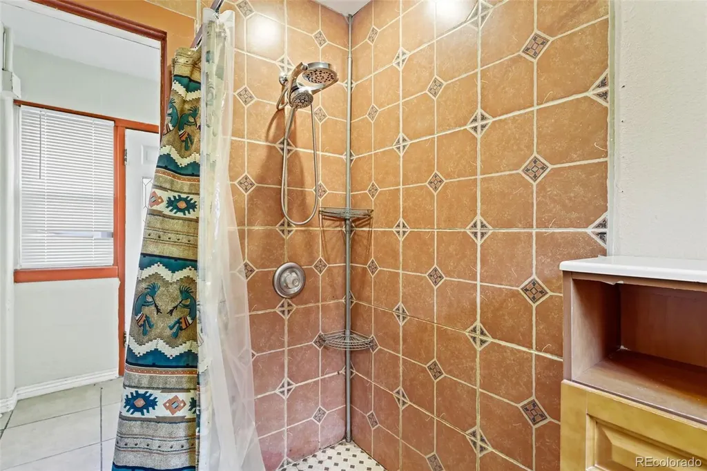 811 Shoshone Place Manitou Springs CO 80829