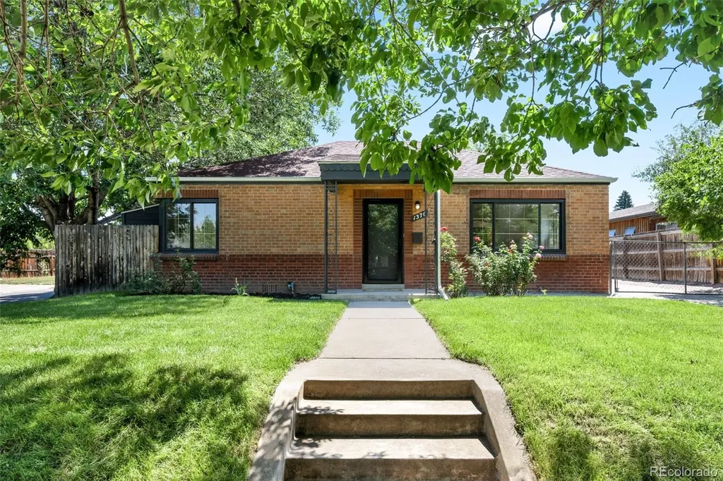 1370 Newport Street Denver CO 80220