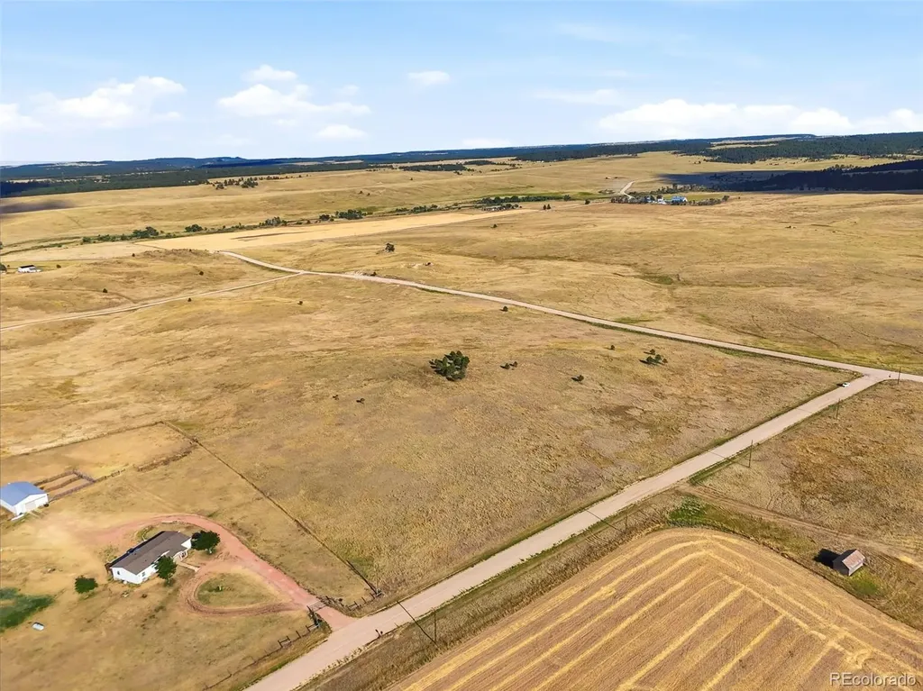 21222 County Road 15/21 Elbert CO 80106