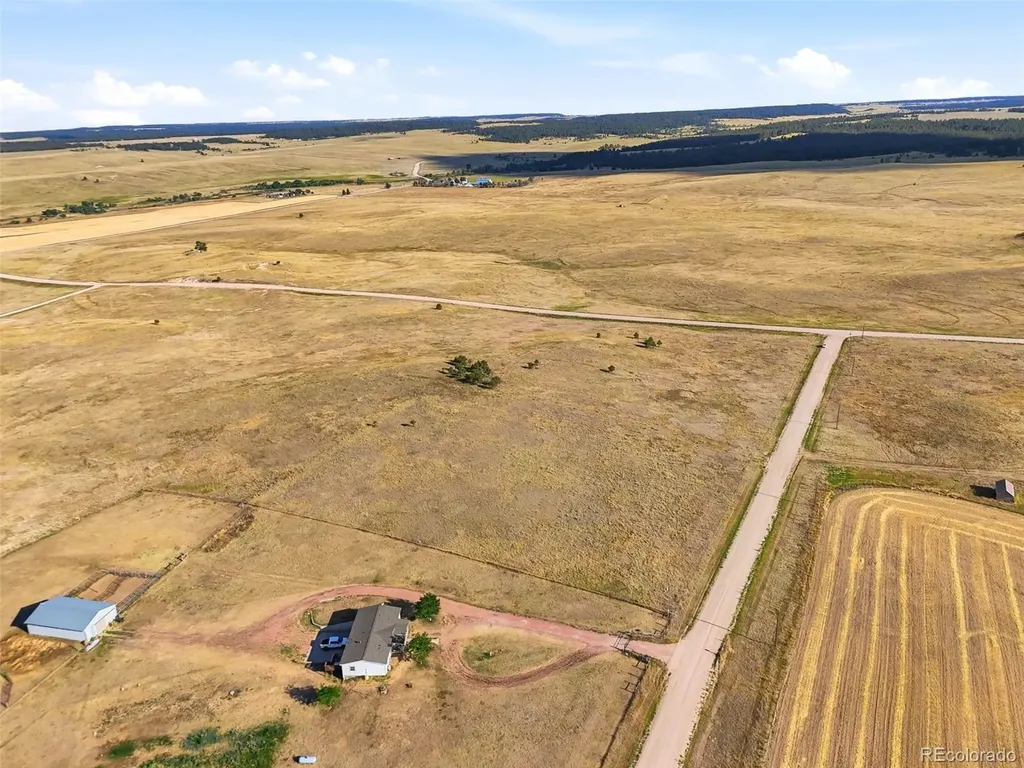 21222 County Road 15/21 Elbert CO 80106