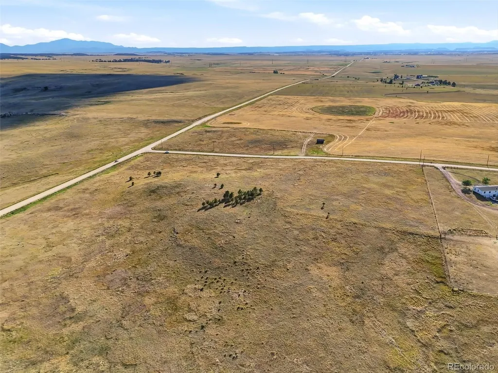 21222 County Road 15/21 Elbert CO 80106