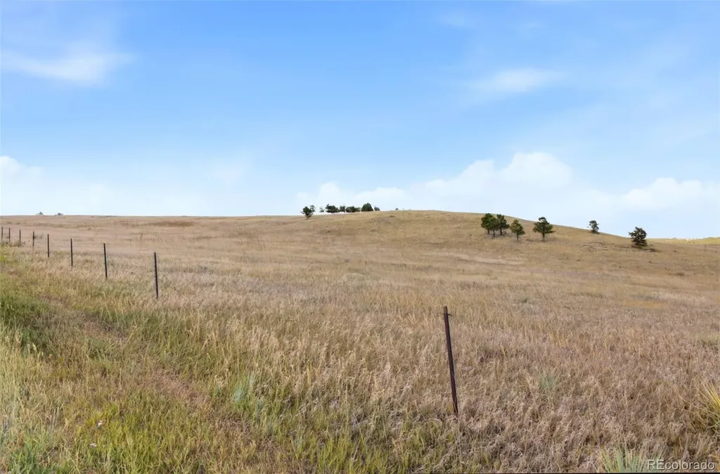 21222 County Road 15/21 Elbert CO 80106